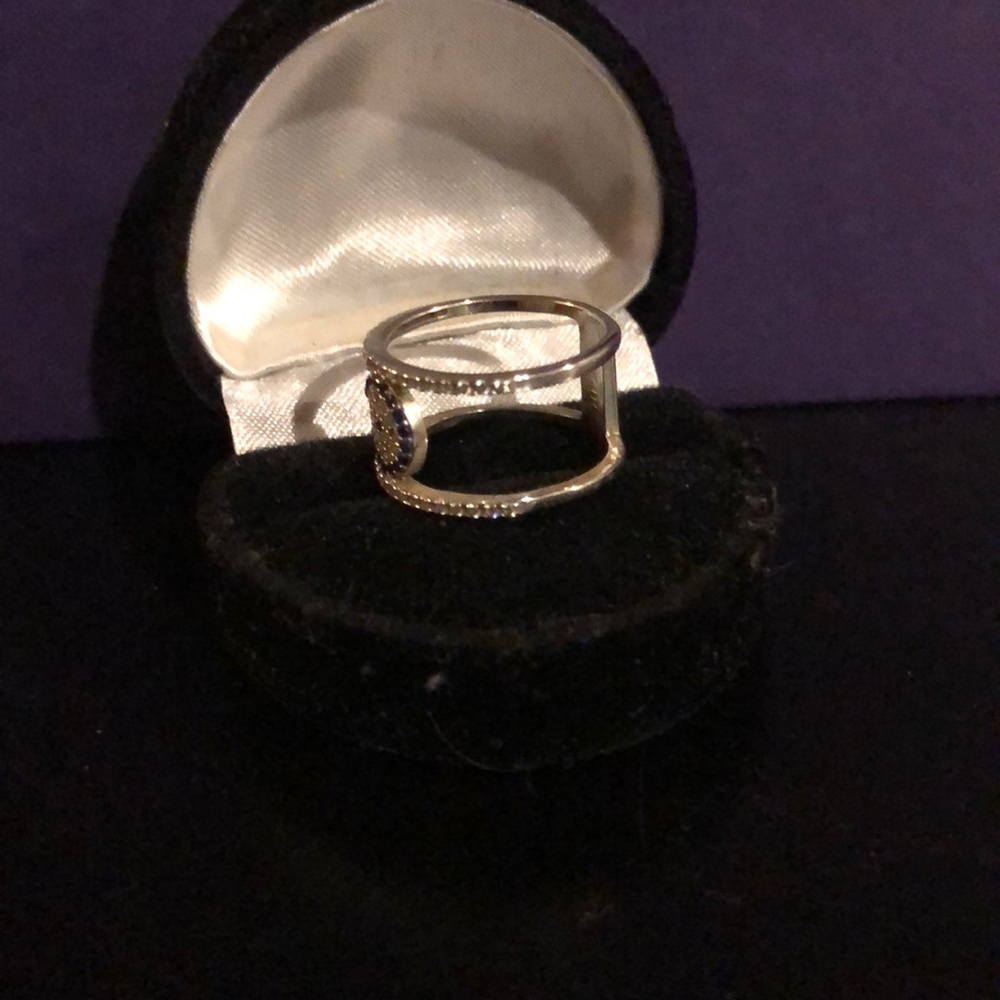 Blue ring - Picture 2 of 2